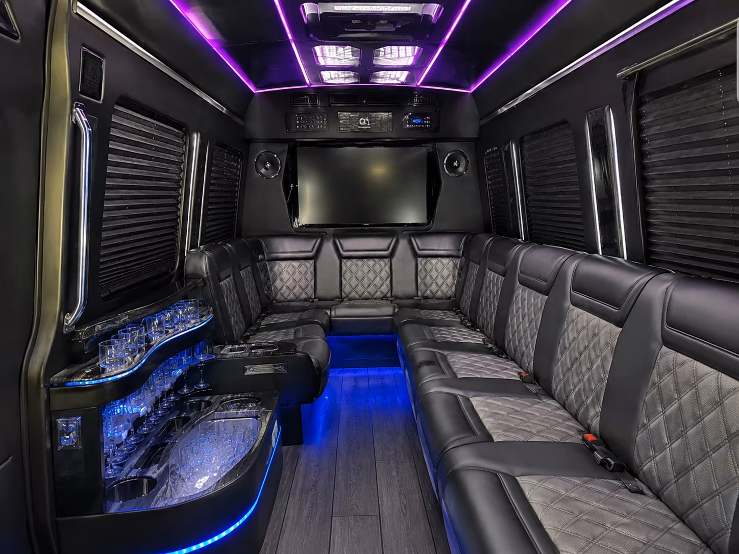 el paso airport transportation onboard seating